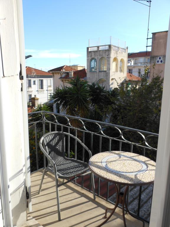 Hotel Villa Les Cygnes นีซ ภายนอก รูปภาพ