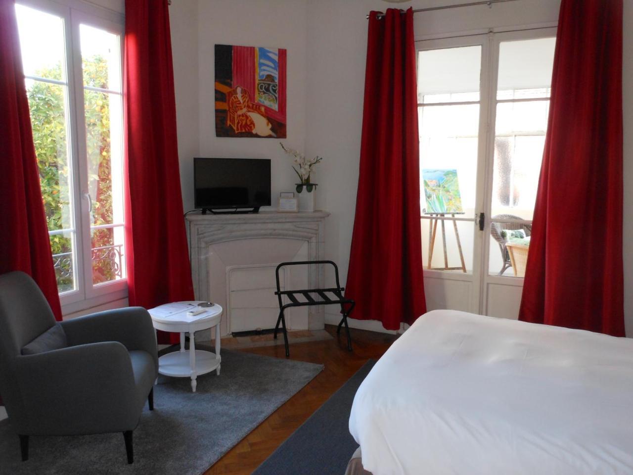 Hotel Villa Les Cygnes นีซ ภายนอก รูปภาพ