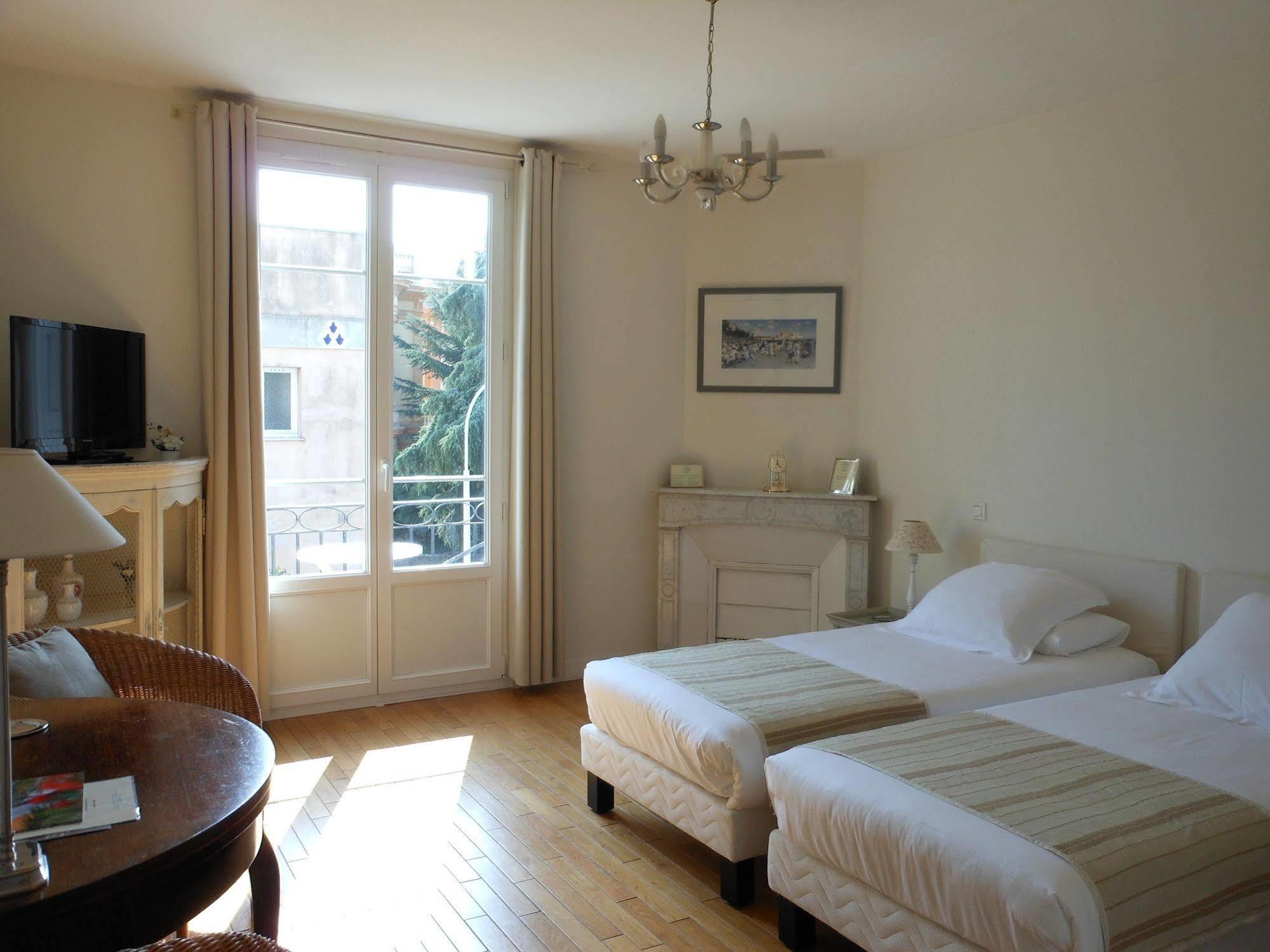 Hotel Villa Les Cygnes นีซ ภายนอก รูปภาพ