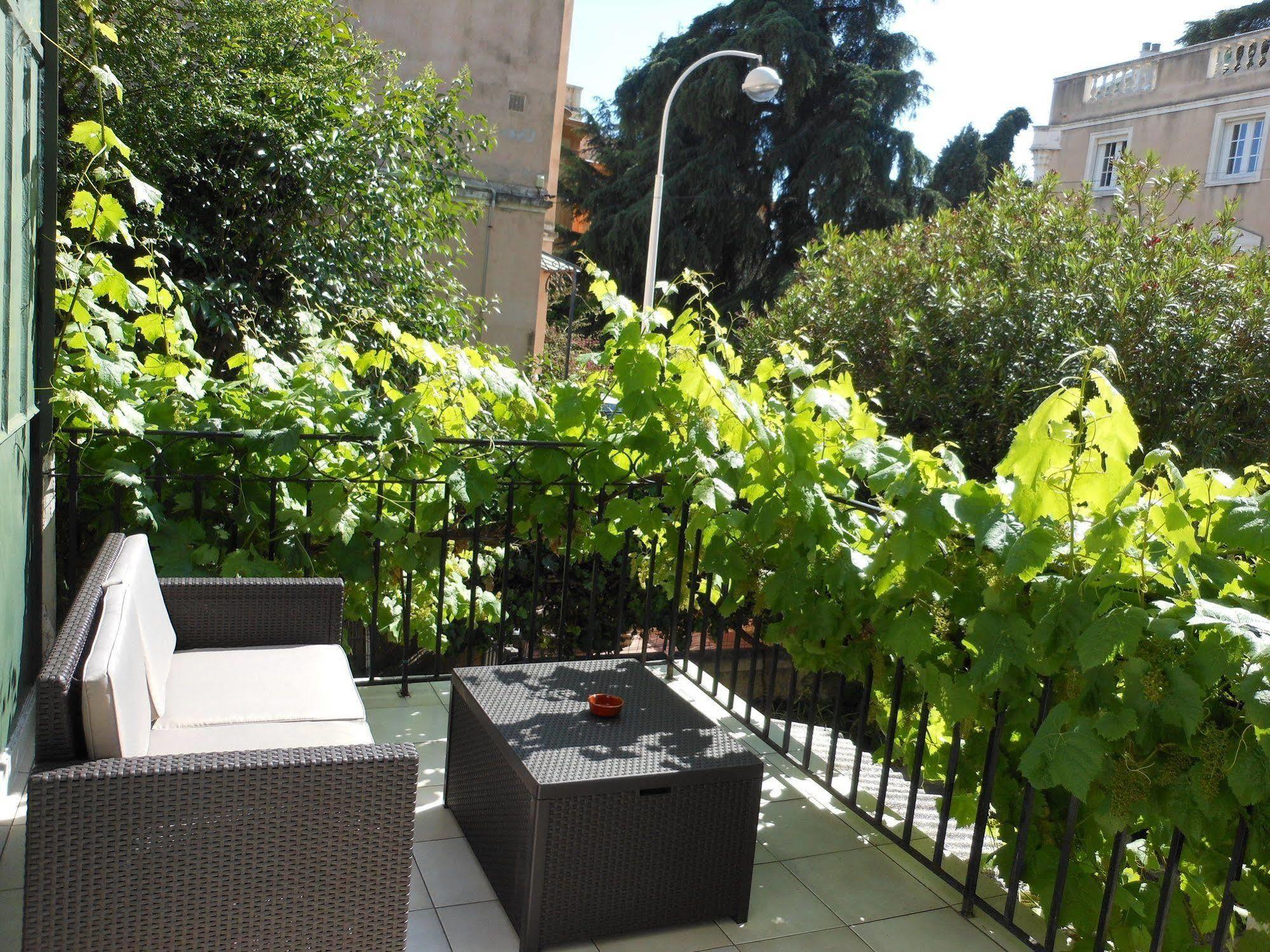 Hotel Villa Les Cygnes นีซ ภายนอก รูปภาพ