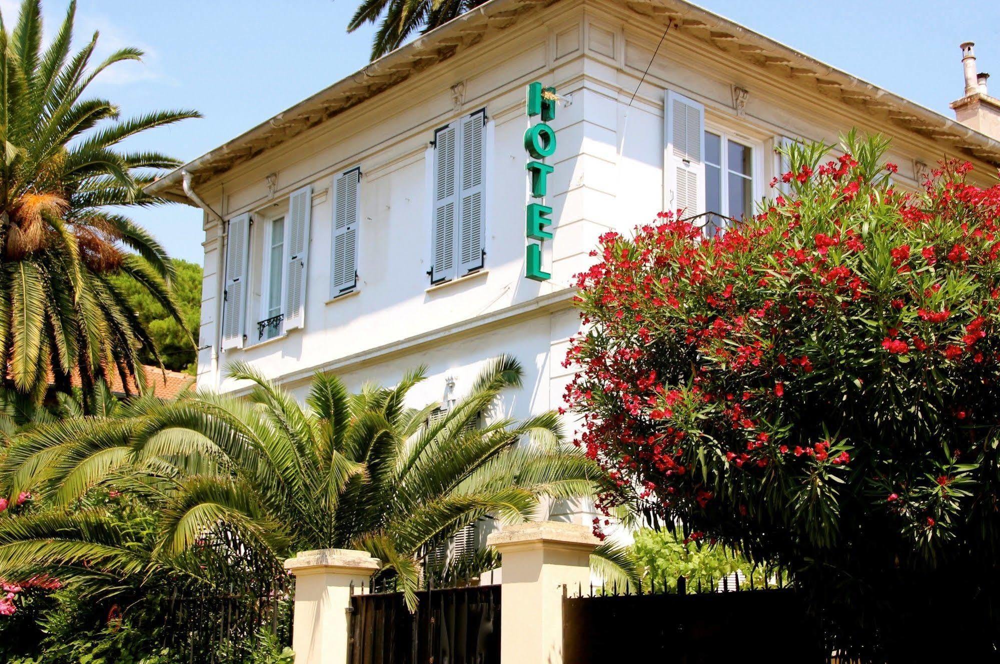 Hotel Villa Les Cygnes นีซ ภายนอก รูปภาพ